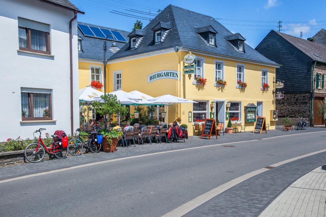 Hotel Zur Post Mulheim an der Mosel Bagian luar foto
