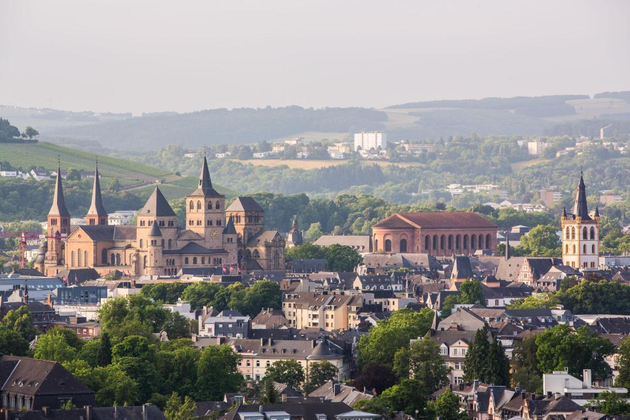Hotel Zur Post Mulheim an der Mosel Bagian luar foto