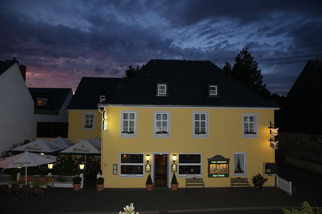 Hotel Zur Post Mulheim an der Mosel Bagian luar foto